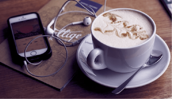 پادکست چیست؟ چگونه بسازیم و چرا برای کسب و کارها مهم است؟